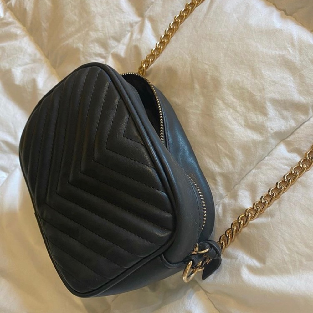Women’s side purse